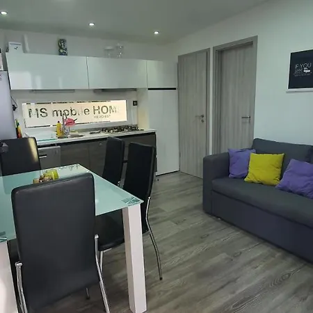 Premium Luksuzni Mobile-home On The 6 Lezaja Satelit Tv Wifi Klima 2 X Wc Velika Terasa Full Opremljena Ljubimci Dozvoljeni Parkirno Mjesto 10m Do Plaze Pogodno Za Djecu Mali Obiteljski Kamp 100m Do Centra Mjesta Kemping *