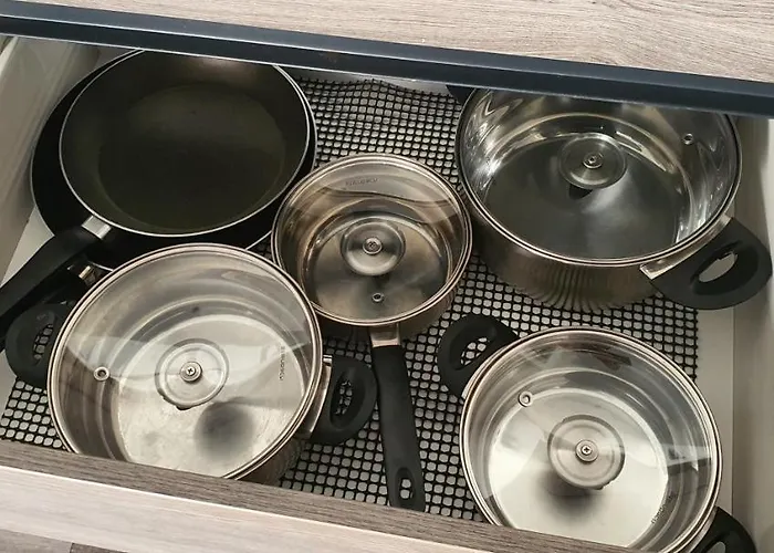 Premium Luksuzni Mobile-home On The 6 Lezaja Satelit Tv Wifi Klima 2 X Wc Velika Terasa Full Opremljena Ljubimci Dozvoljeni Parkirno Mjesto 10m Do Plaze Pogodno Za Djecu Mali Obiteljski Kamp 100m Do Centra Mjesta 캠프장 *